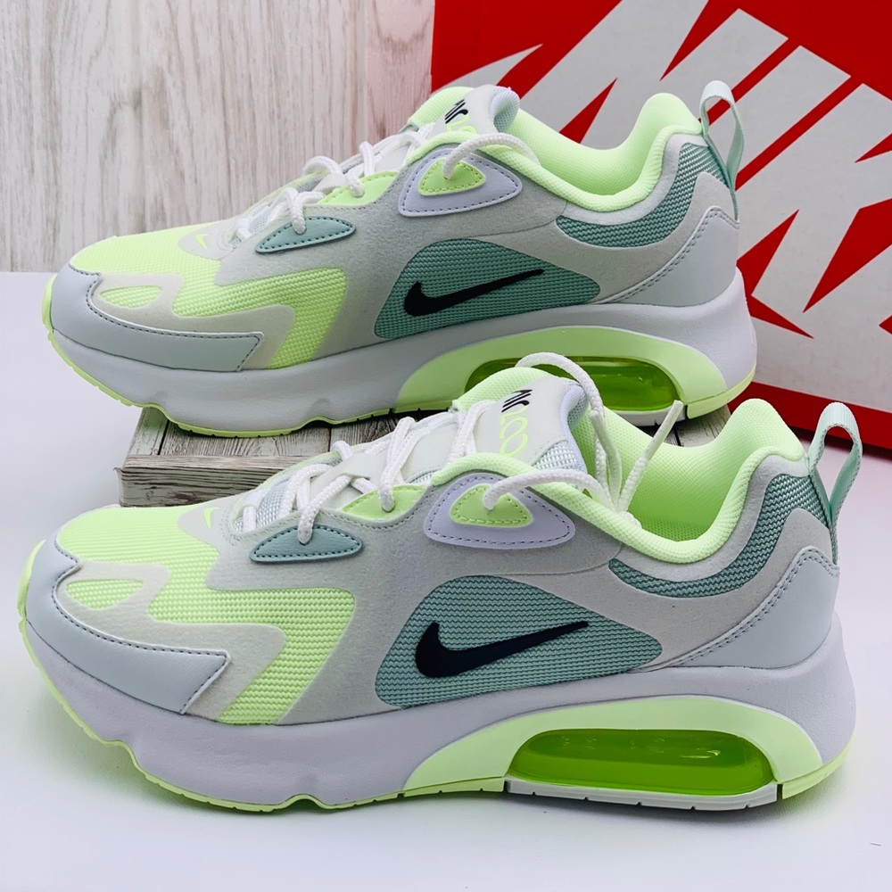 Nike Air Max 200 Pistachio Frost/Black